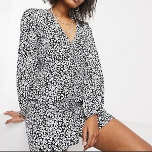 Abercrombie navy blue floral dress Small Tall